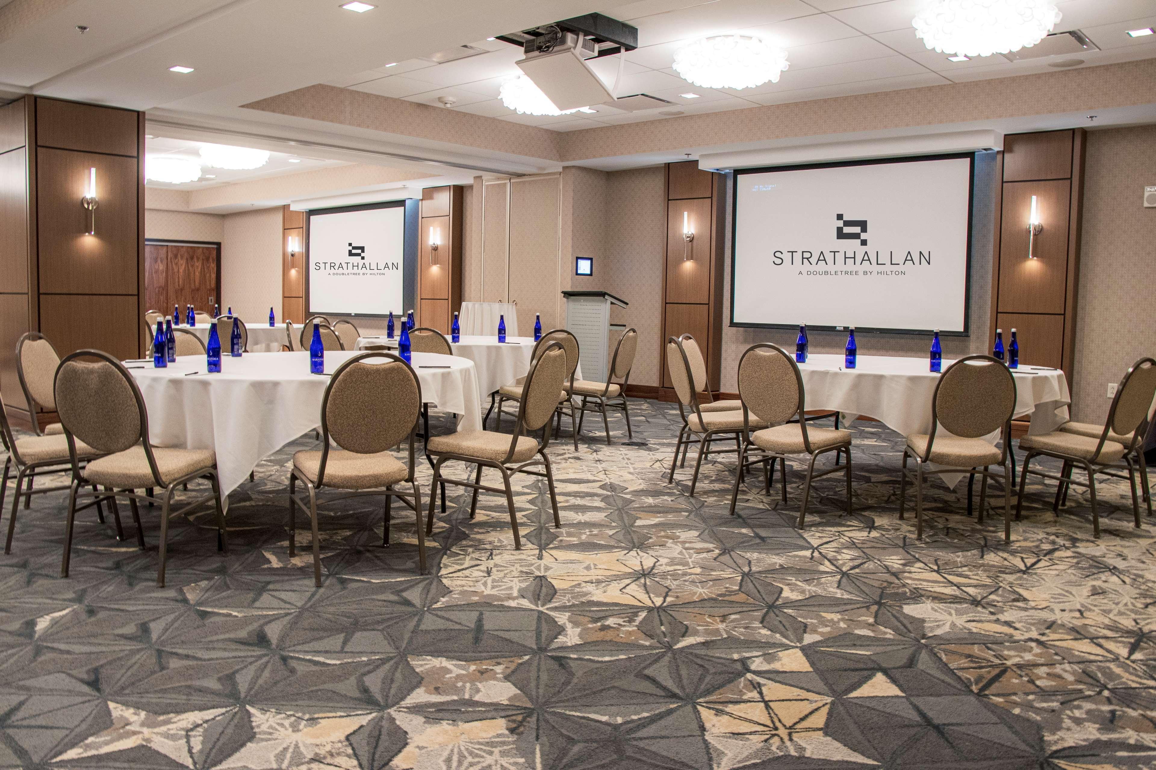 The Strathallan - A Doubletree By Hilton Рочестър Екстериор снимка