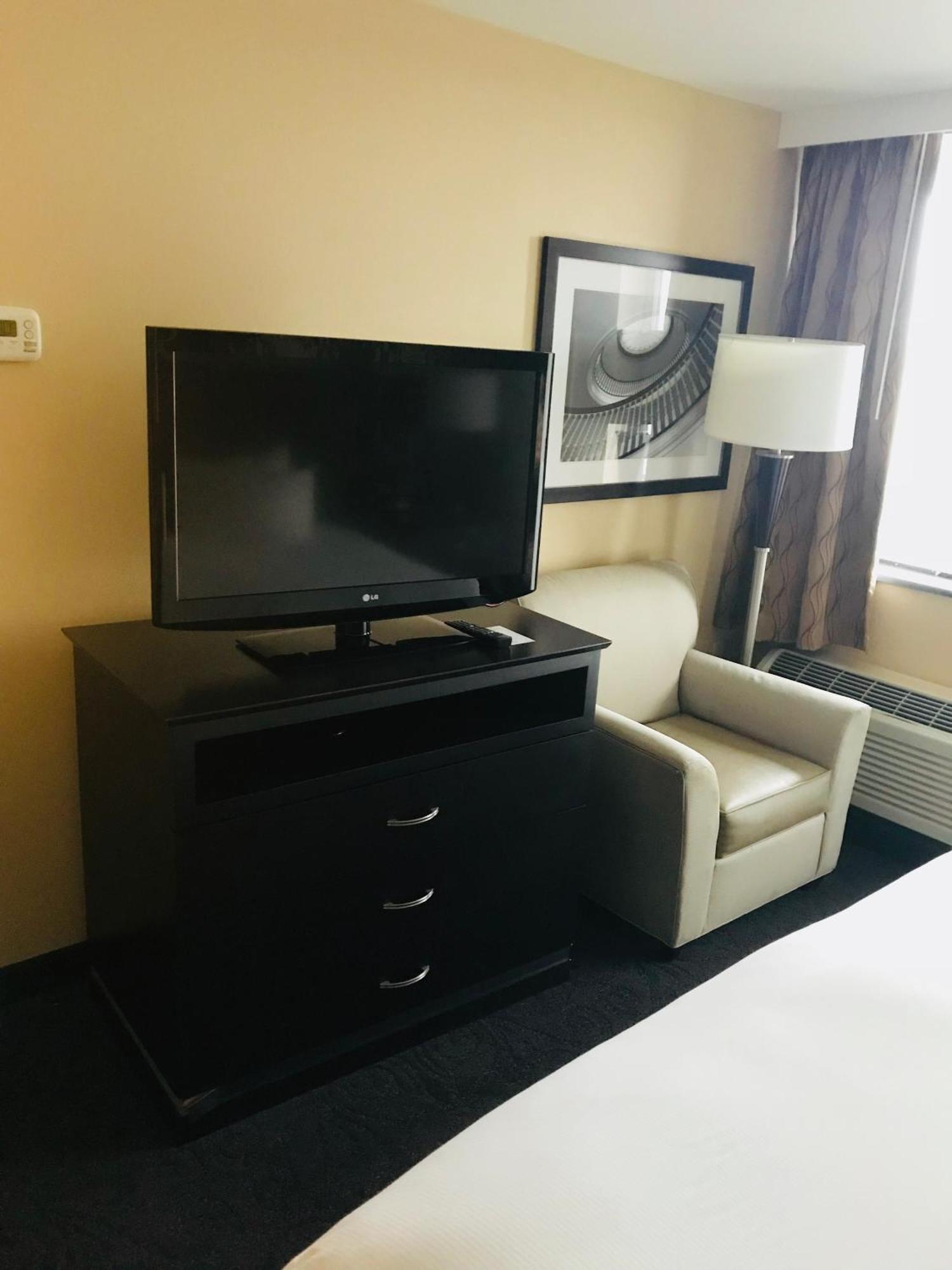 The Strathallan - A Doubletree By Hilton Рочестър Екстериор снимка